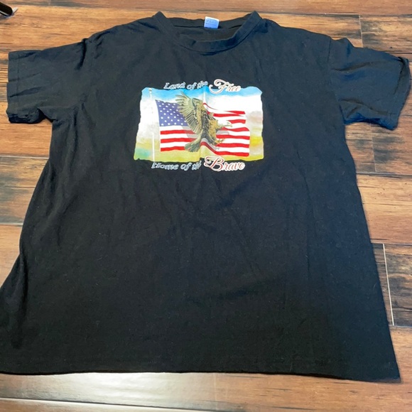Black flag T-shirt size large with eagle - Picture 1 of 4